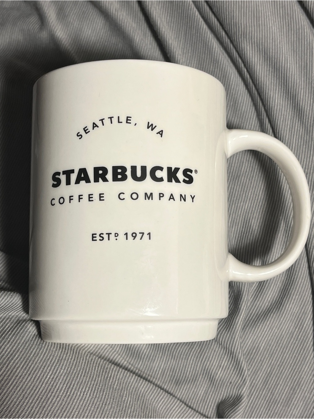 Starbucks Seattle WA Coffee Company Est. 1971 White Ceramic Mug 14 oz 2018